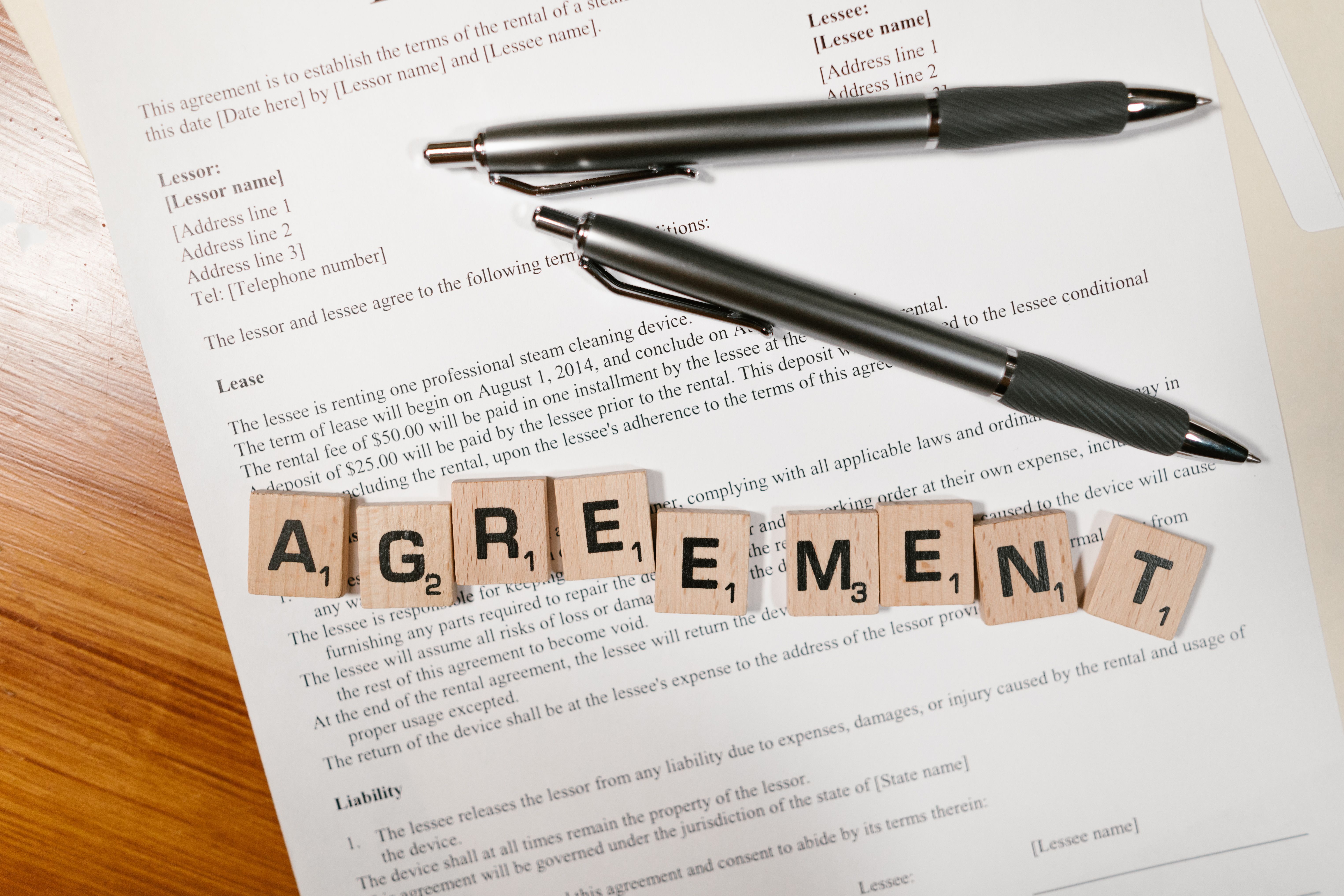 NNN Lease vs. Gross Lease: How CAM, Escalations, and Reconciliation Actually Differ